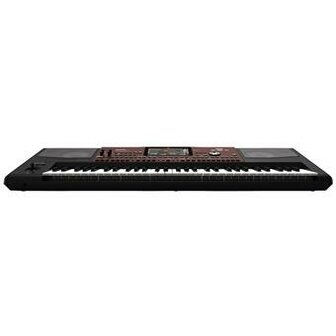 Korg Pa700