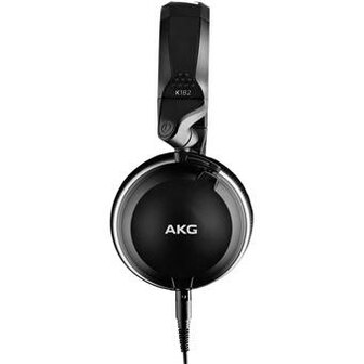 AKG K182