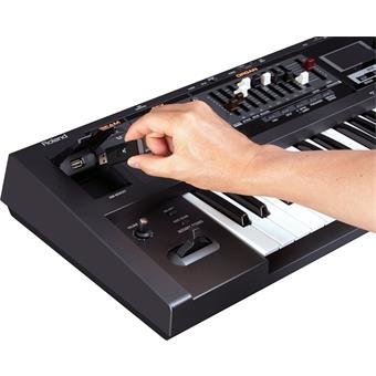 Roland VR-09 V-Combo