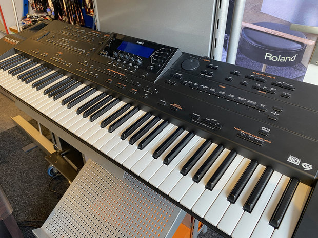Roland G-800 Workstation Arranger Keyboard Occasion