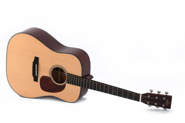 Sigma Guitars DM-18+ Martin D18