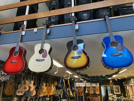 Western gitaar in diverse kleuren