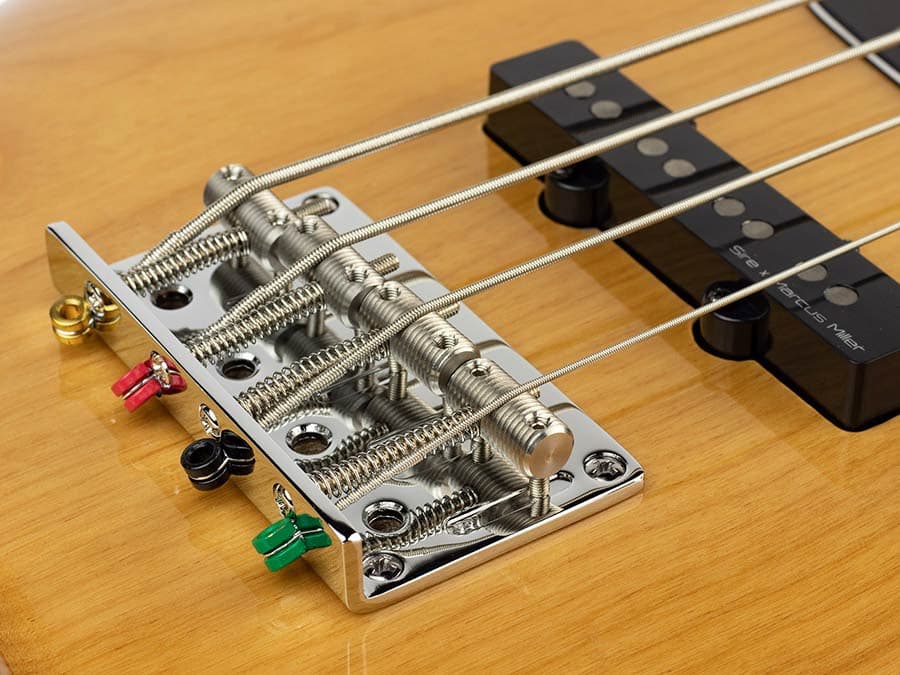 V5 A4/NT V Series Marcus Miller basgitaar — Sire