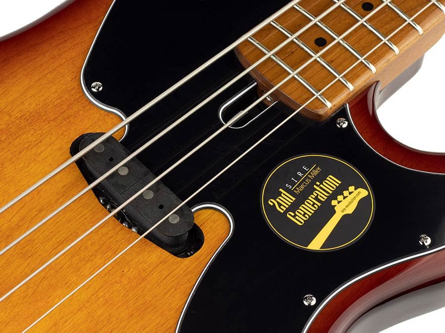 D5 A4/TS D Series Marcus Miller basgitaar — Sire
