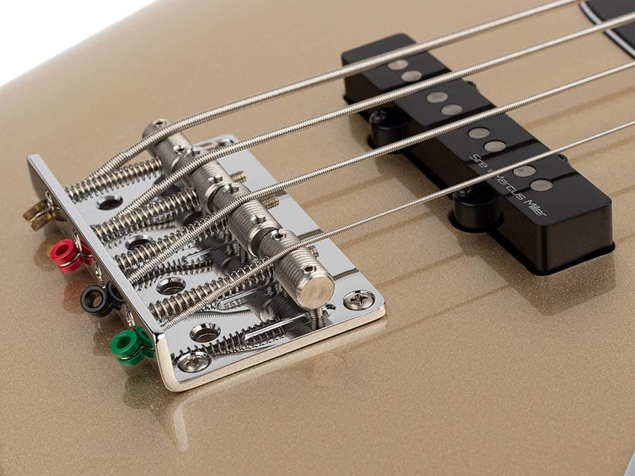 V5 A4/CGM V Series Marcus Miller basgitaar — Sire