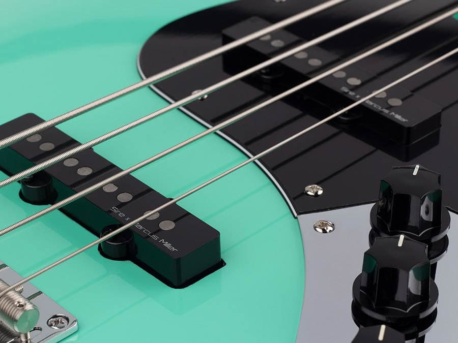 V5R A4/MLG V Series Marcus Miller basgitaar — Sire