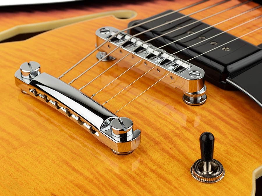 H7V/VS H Series Larry Carlton — Sire