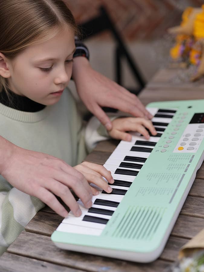 MK1/YE Nebula Series keyboard — Medeli