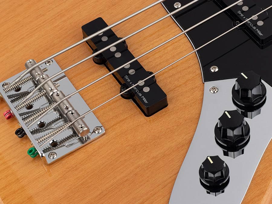 V5.24 A4/NT V Series Marcus Miller basgitaar — Sire