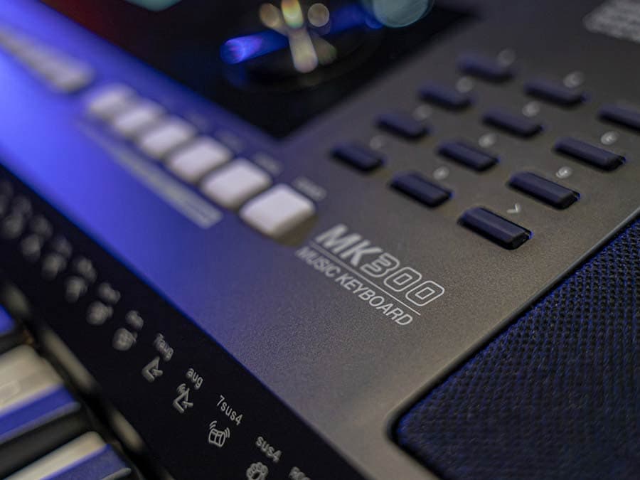 MK300 Millenium Series keyboard — Medeli