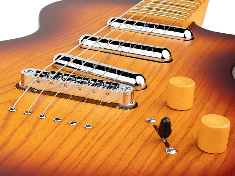 I5L/TSS I Series Larry Carlton — Sire