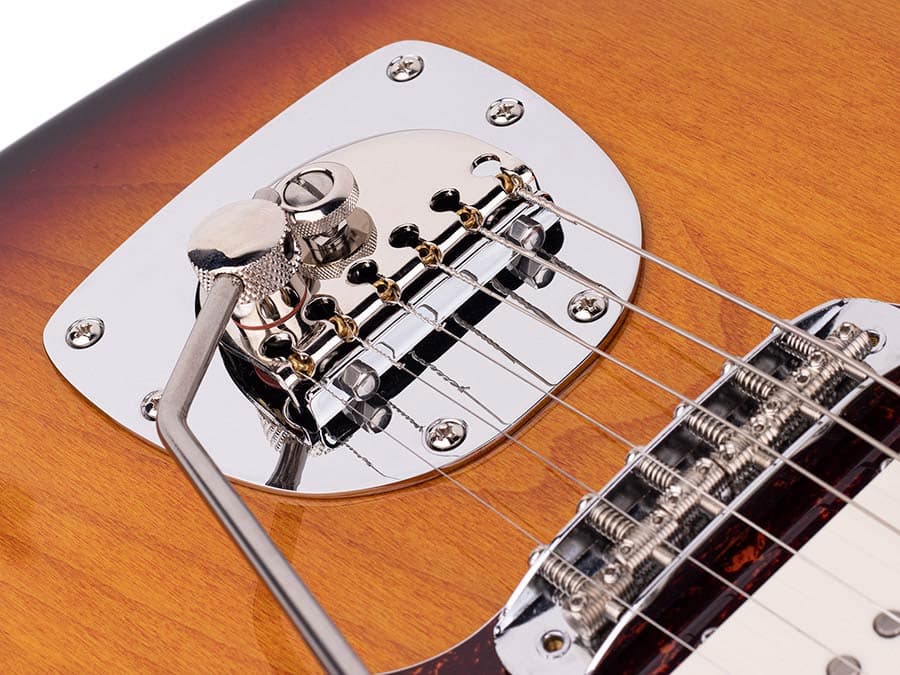 J5/3TS J Series Larry Carlton — Sire
