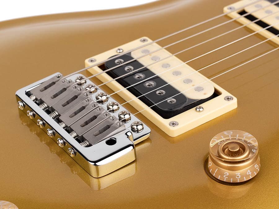 Q7/MGO Q Series Larry Carlton — Sire