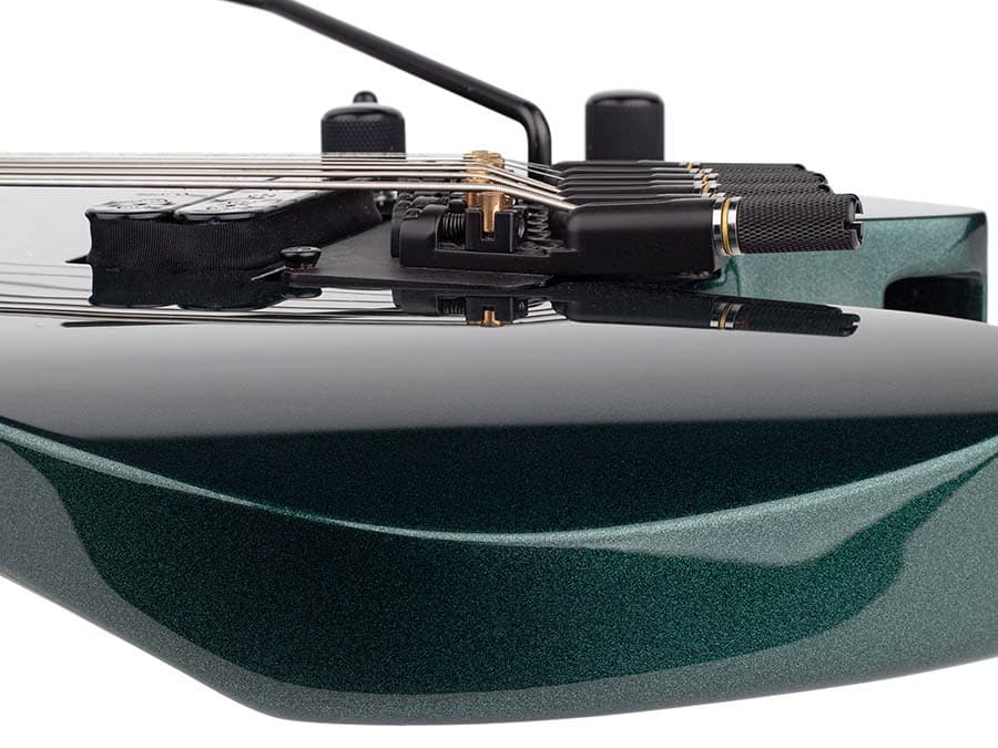 X6H7/MGR X Series Larry Carlton — Sire