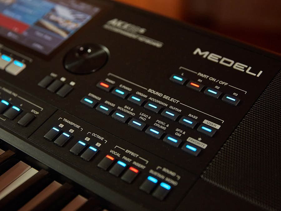 AKX10s Arranger Pro Series keyboard — Medeli