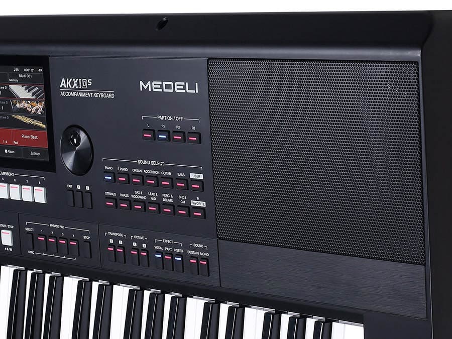 AKX10s Arranger Pro Series keyboard — Medeli
