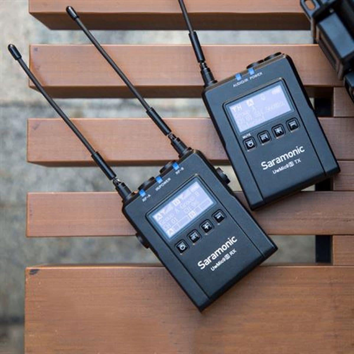 Lavalier Mic Set UWMIC9S TX9S + RX9S Uhf Wireless — Saramonic