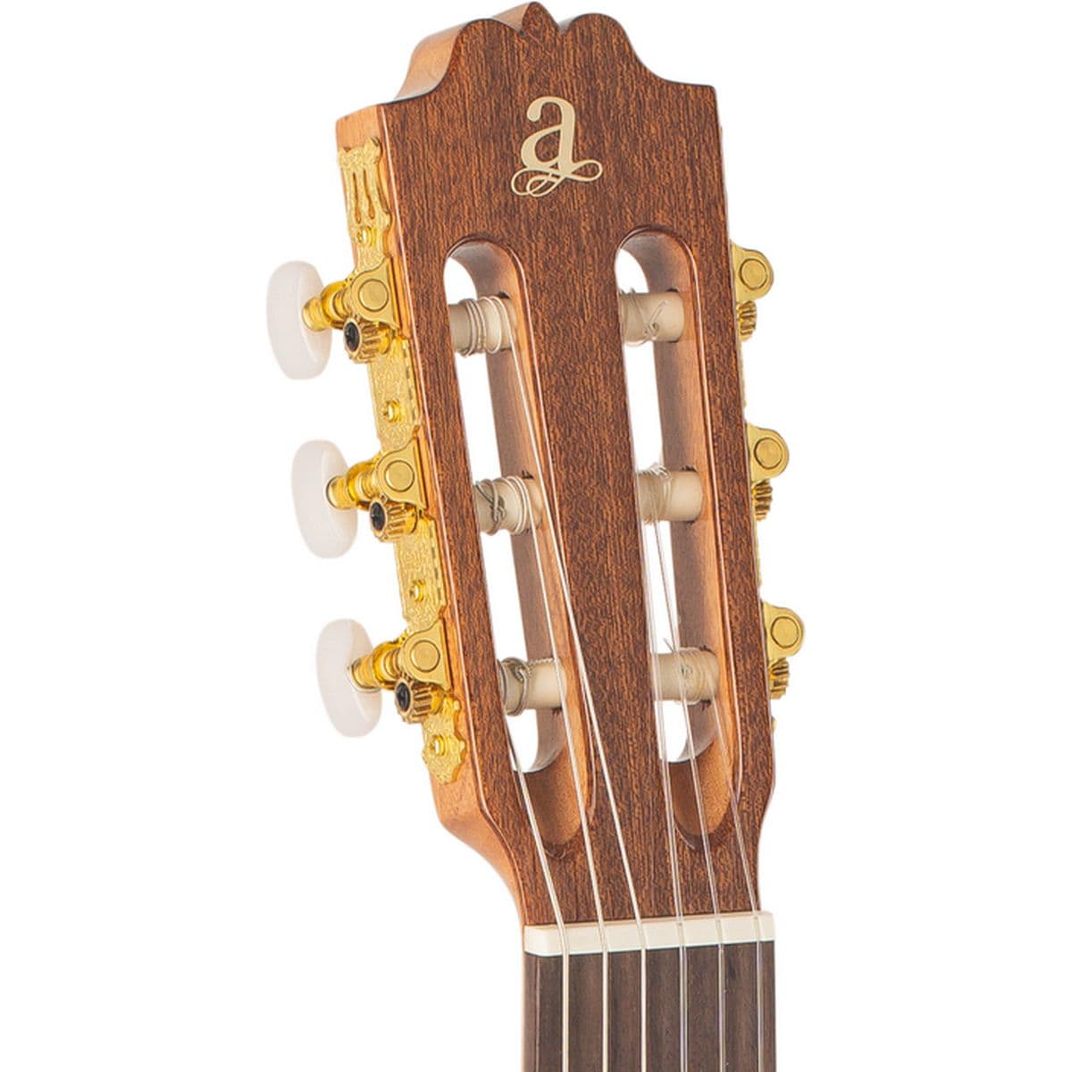 Classical Guitar A1 Serie Artisinal — Admira