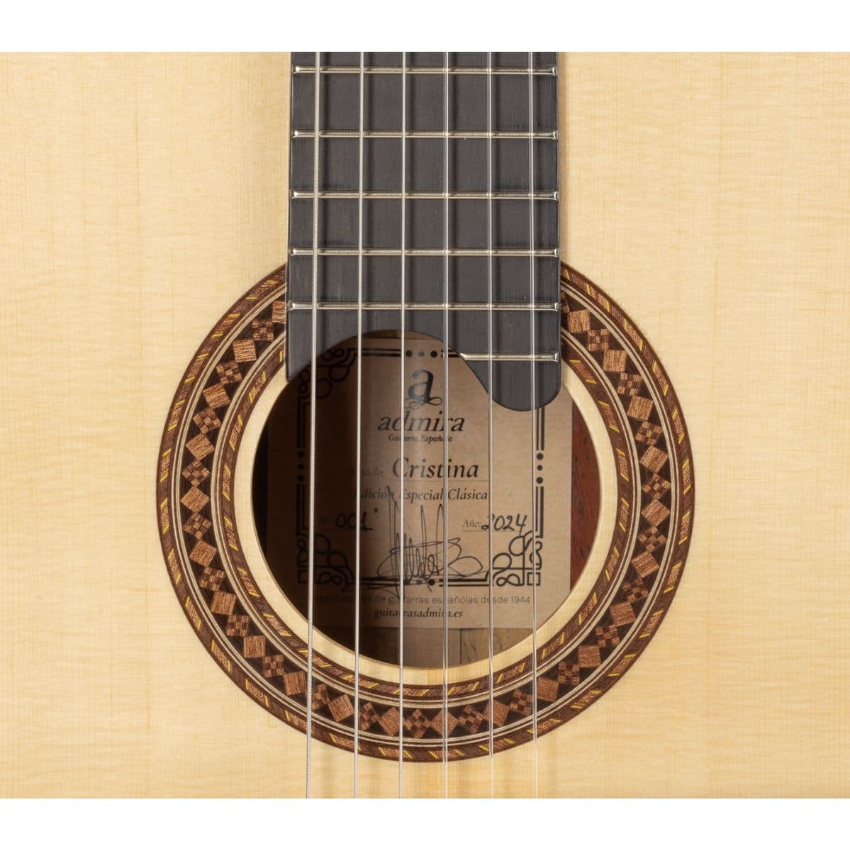 Guitar Cristina Serie Artisinal — Admira