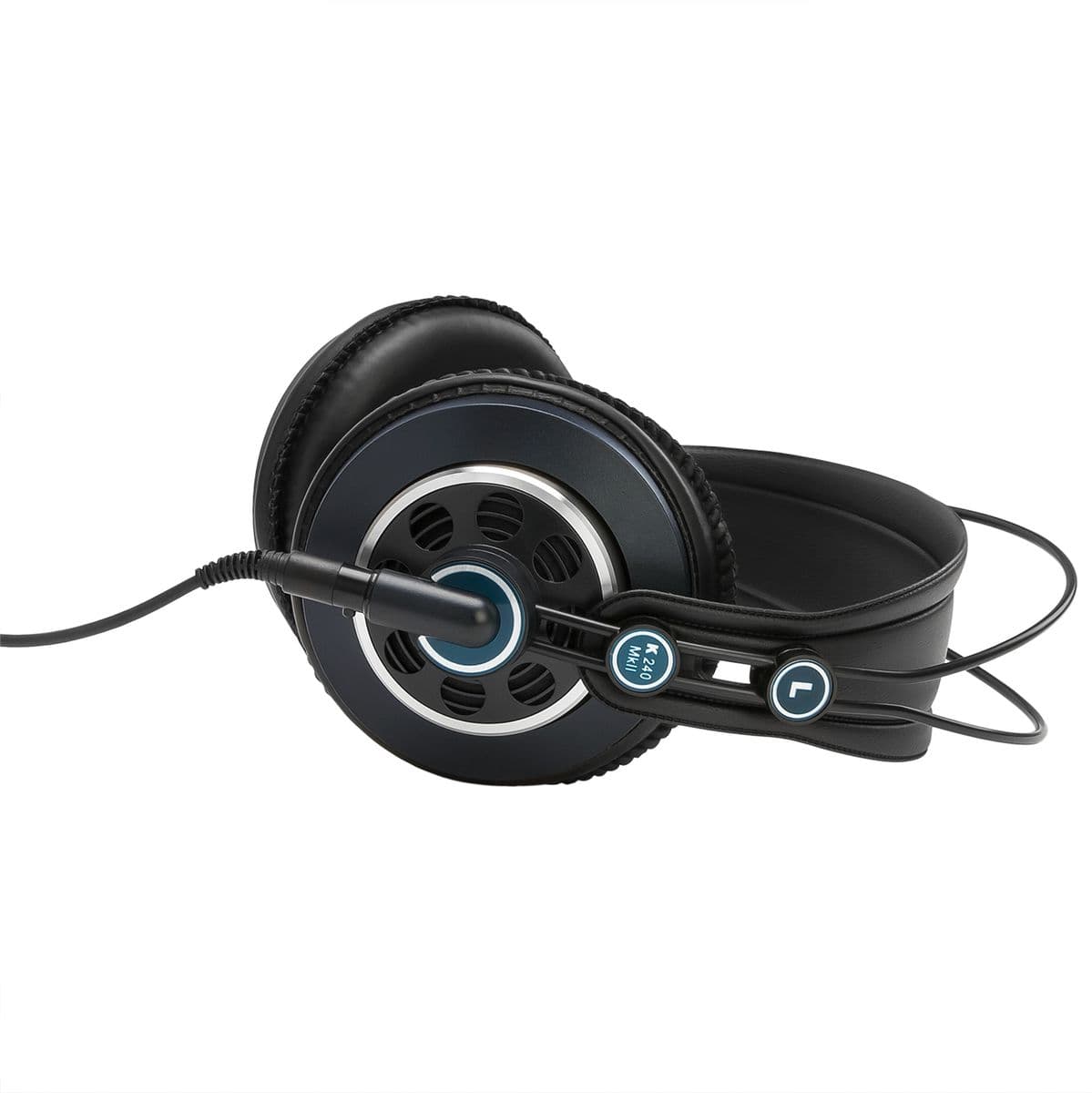 K271 MkII Closed Over-Ear Studio Headphones — AKG