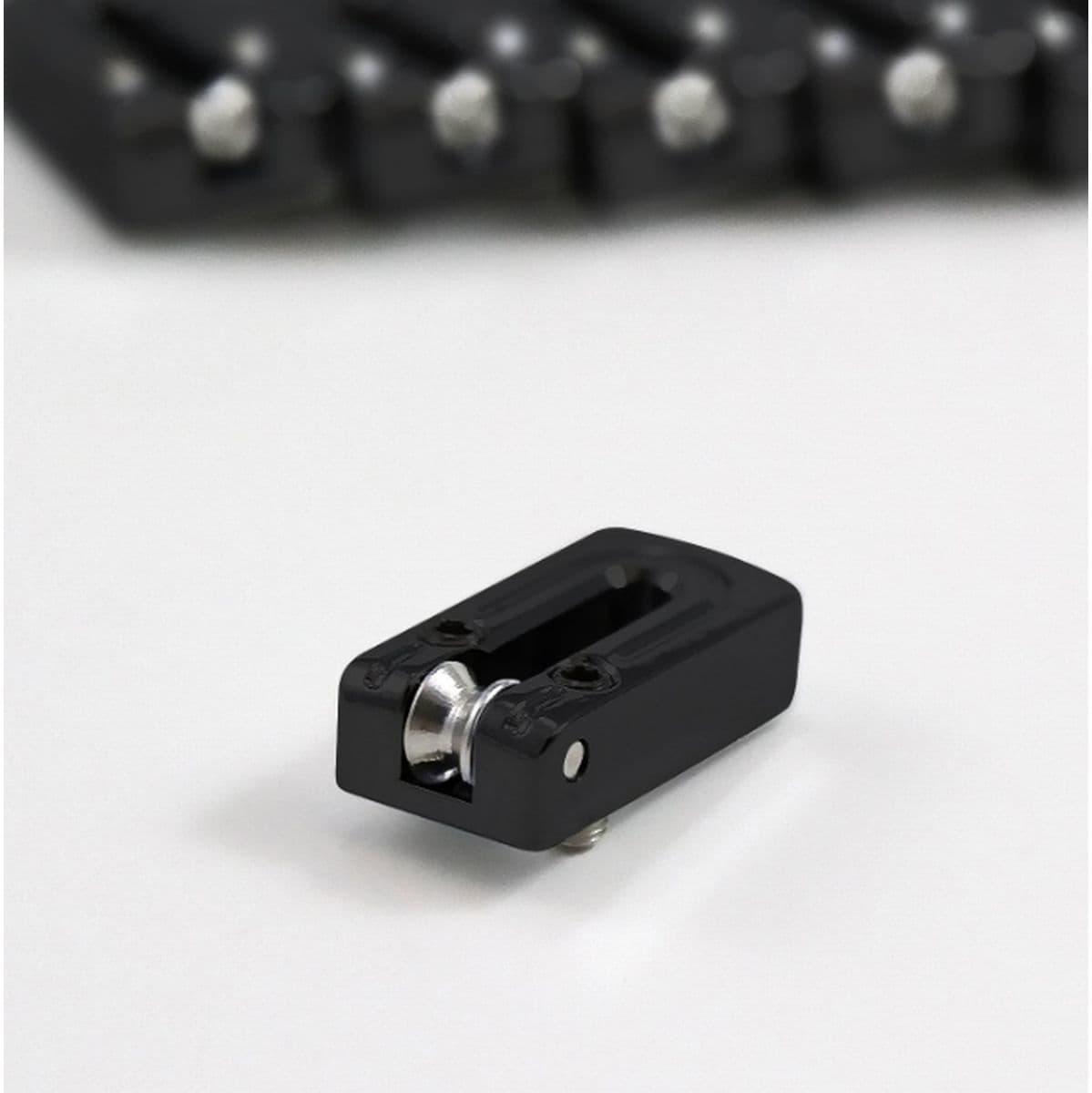 Al String Surfer Roller Saddles For Strat Wide 2-7/32 Black — AxLabs
