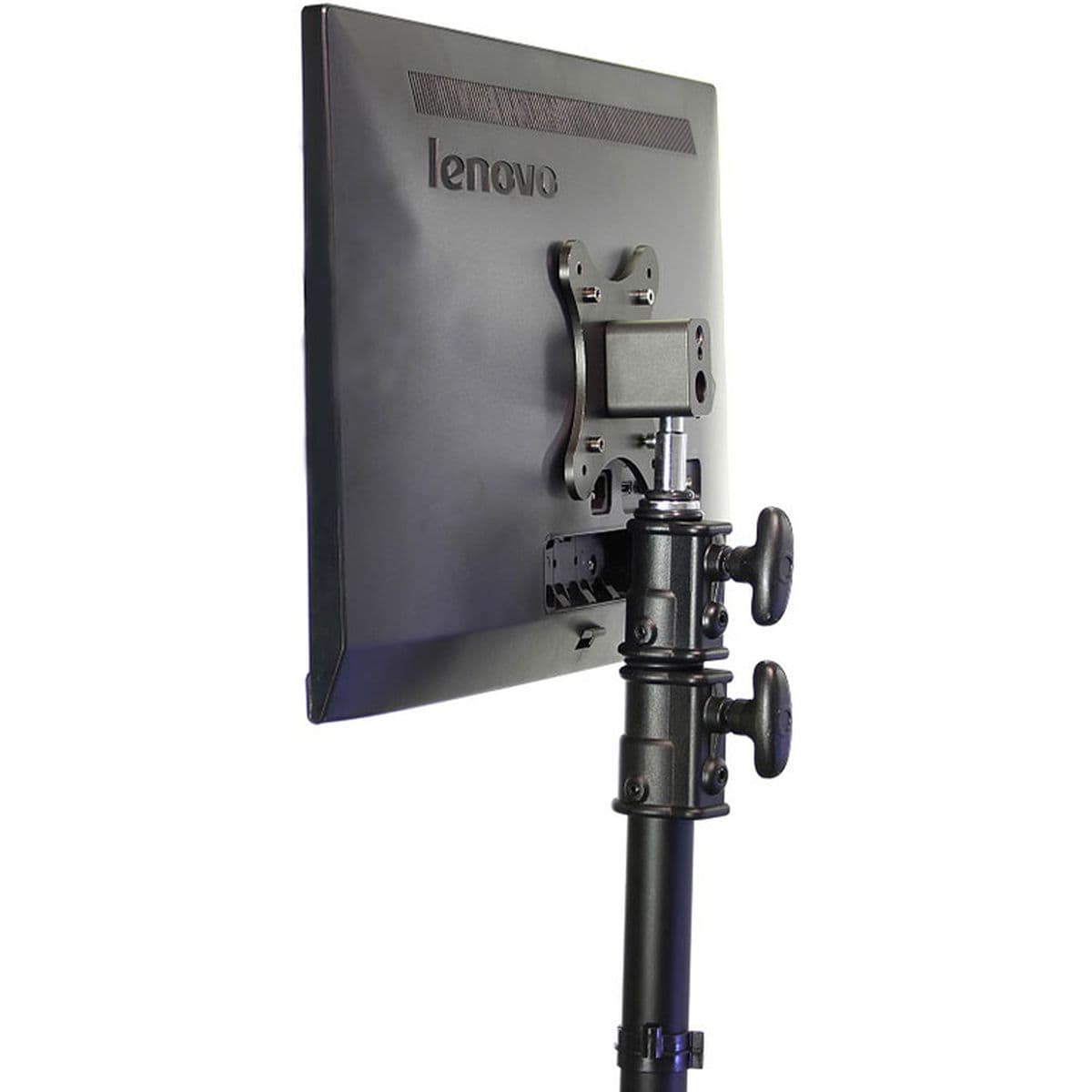 VESA To 5/8" Receptacle — 9.Solutions
