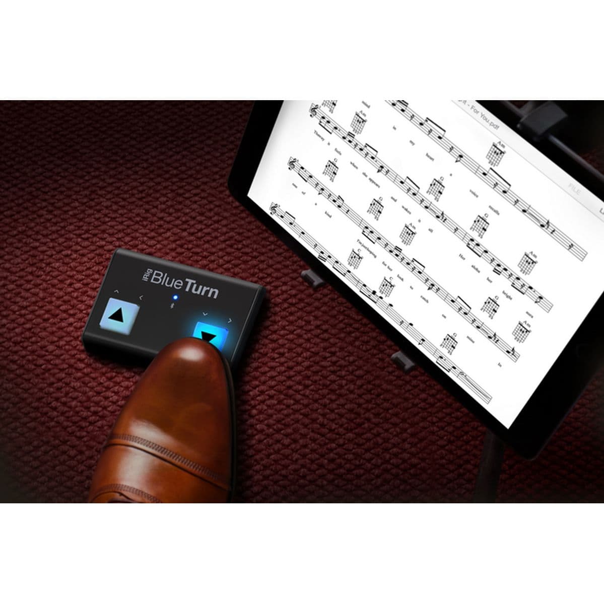 Tablet Page Turner Bundle — IK Multimedia