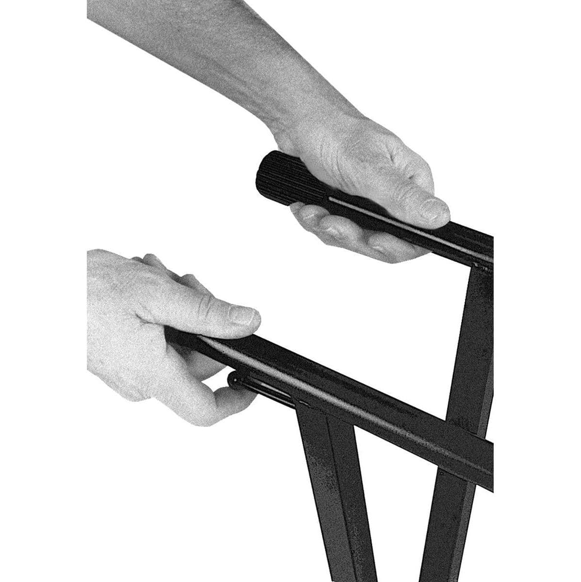 Pro Heavy Duty Single X Ergo Lok Keyboard Stand — OnStage