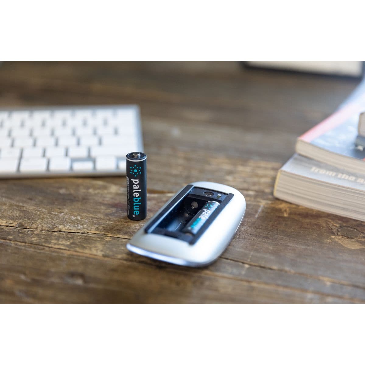 Li-ion Rechargeabl AAA Battery USB-C 600mAh — Pale Blue