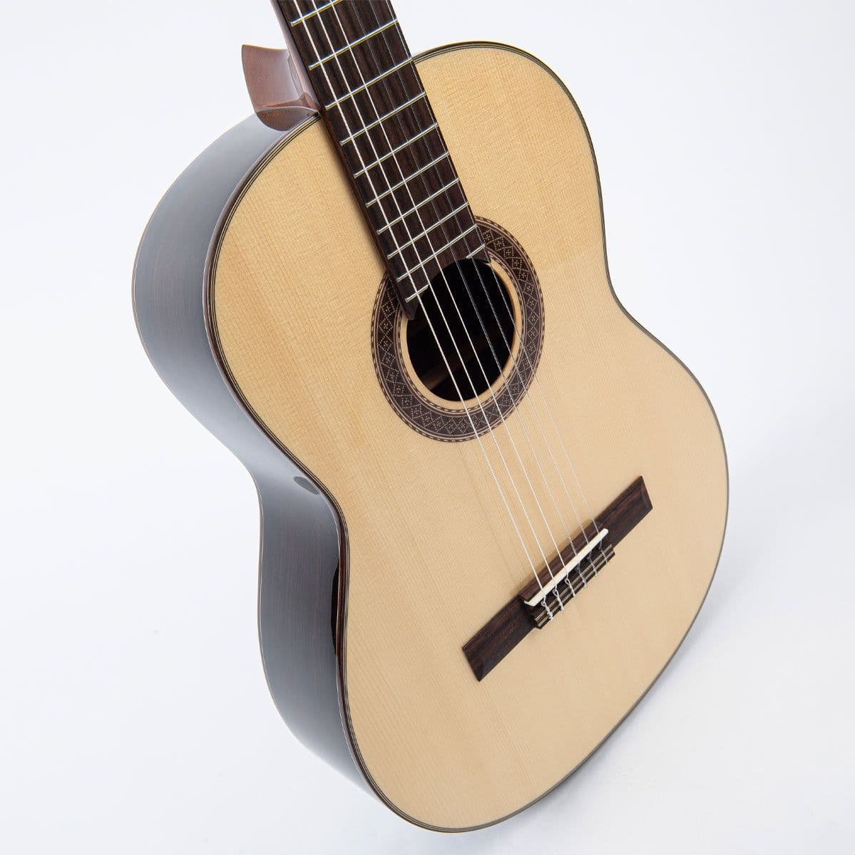 Ray Burley Signature Model & Deluxe Bag — Santos Martinez