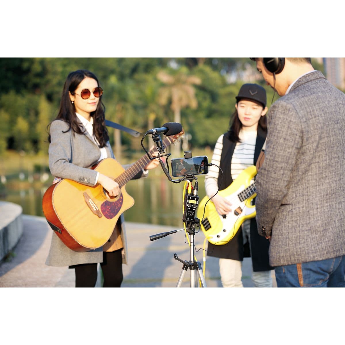 SmartRig + DI Audio Adapter — Saramonic