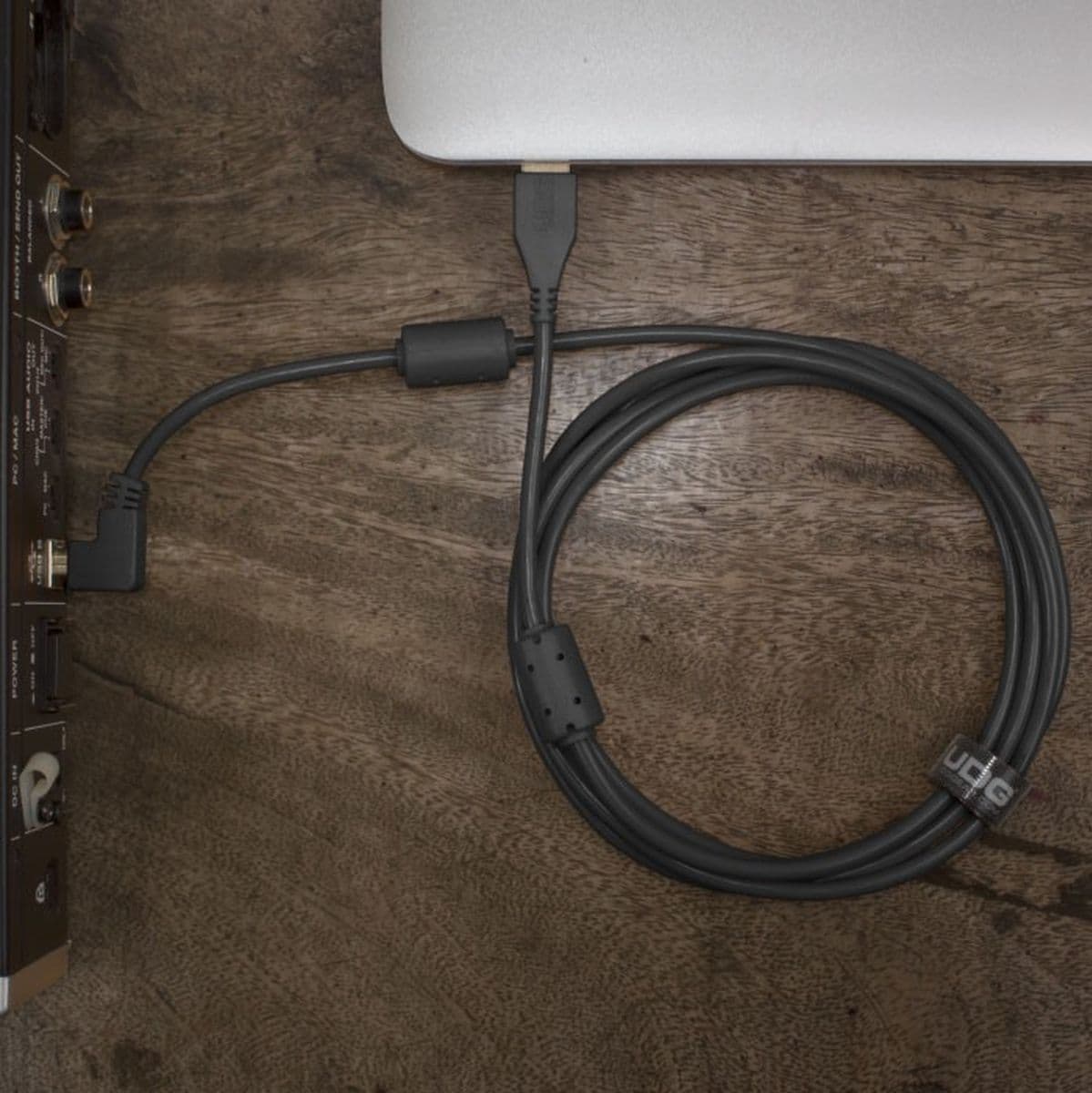 Ultimate Audio Cable USB 2.0 A-B Black Angled 1m — UDG