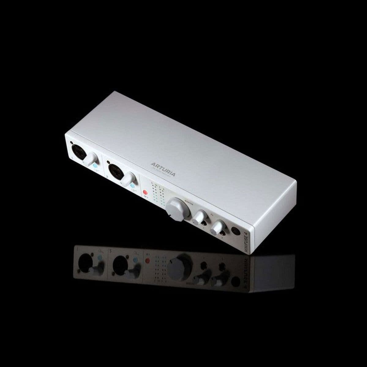 MiniFuse 4 White — Arturia